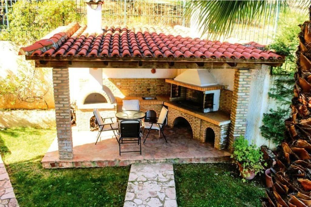 Villa Platanos Estate Akrata Esterno foto
